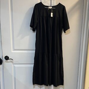 Elegant Black Midi Dress
